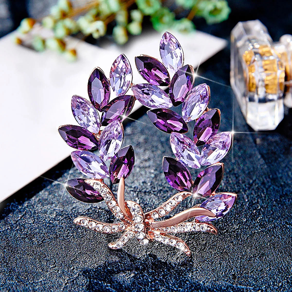 1PC Women's Fashion Trendy Charm Brooch Jewelry Chest Flower Accessories Suitable for Date, Party, Festival Gifts