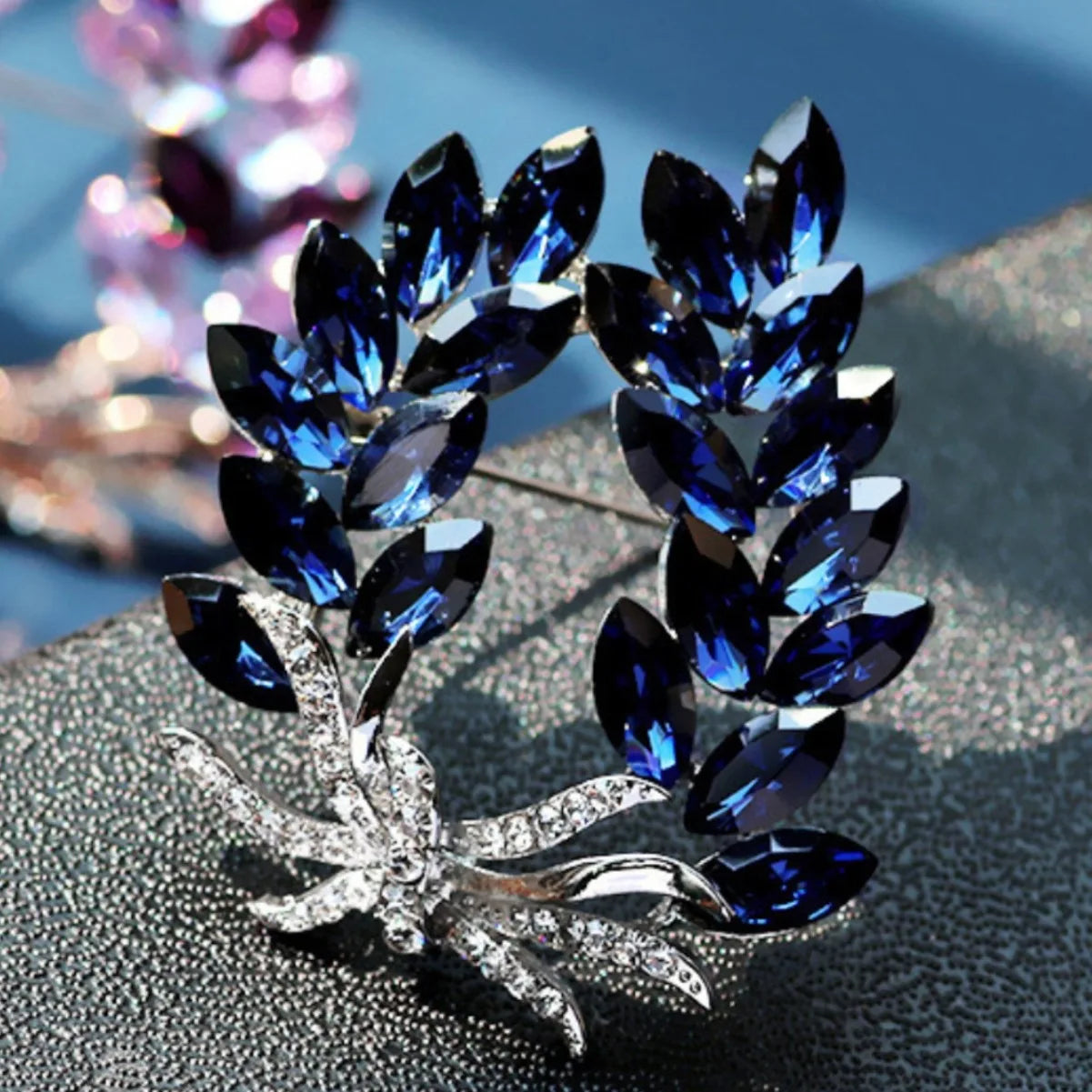 1PC Women's Fashion Trendy Charm Brooch Jewelry Chest Flower Accessories Suitable for Date, Party, Festival Gifts