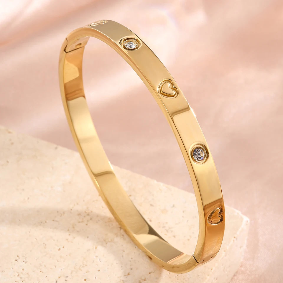 Yupsk 18K Gold Plated Stainless Steel Heart Shape Zirconia Open Bracelet for Women Sparkling Zircon Valentine's Day Gift